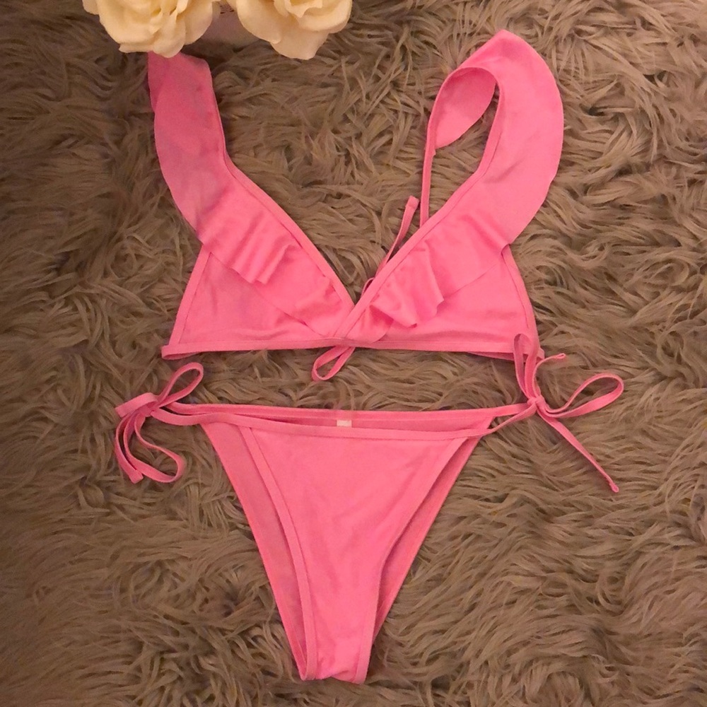 Frilly Bikini